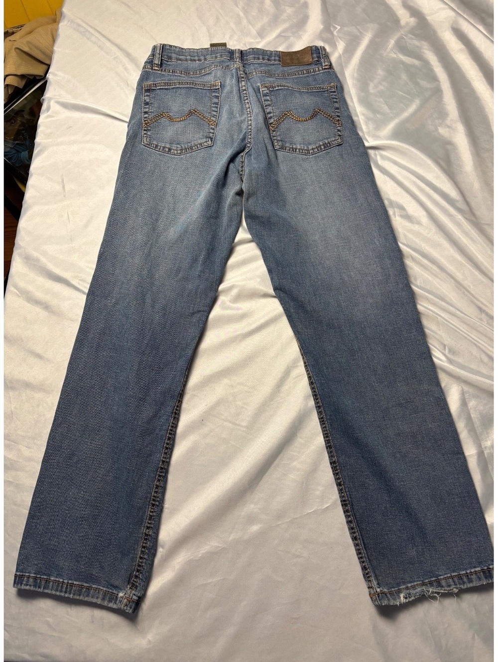 Wrangler Blue Denim Jeans with Classic Stitching
